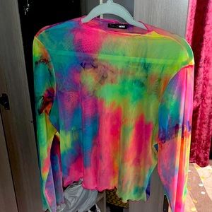 Fashion Nova long sleeve crop top